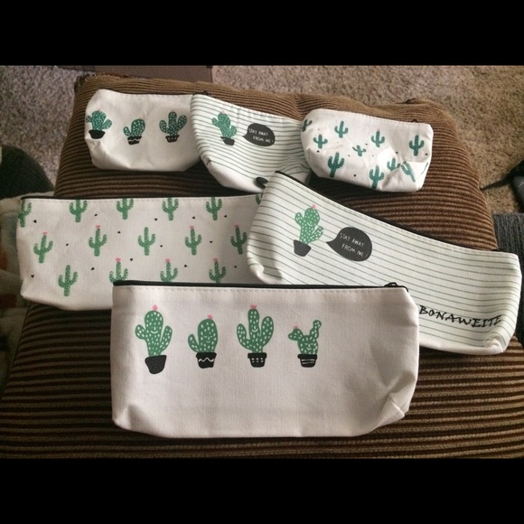 Cactus Bags - Picture 1 of 1